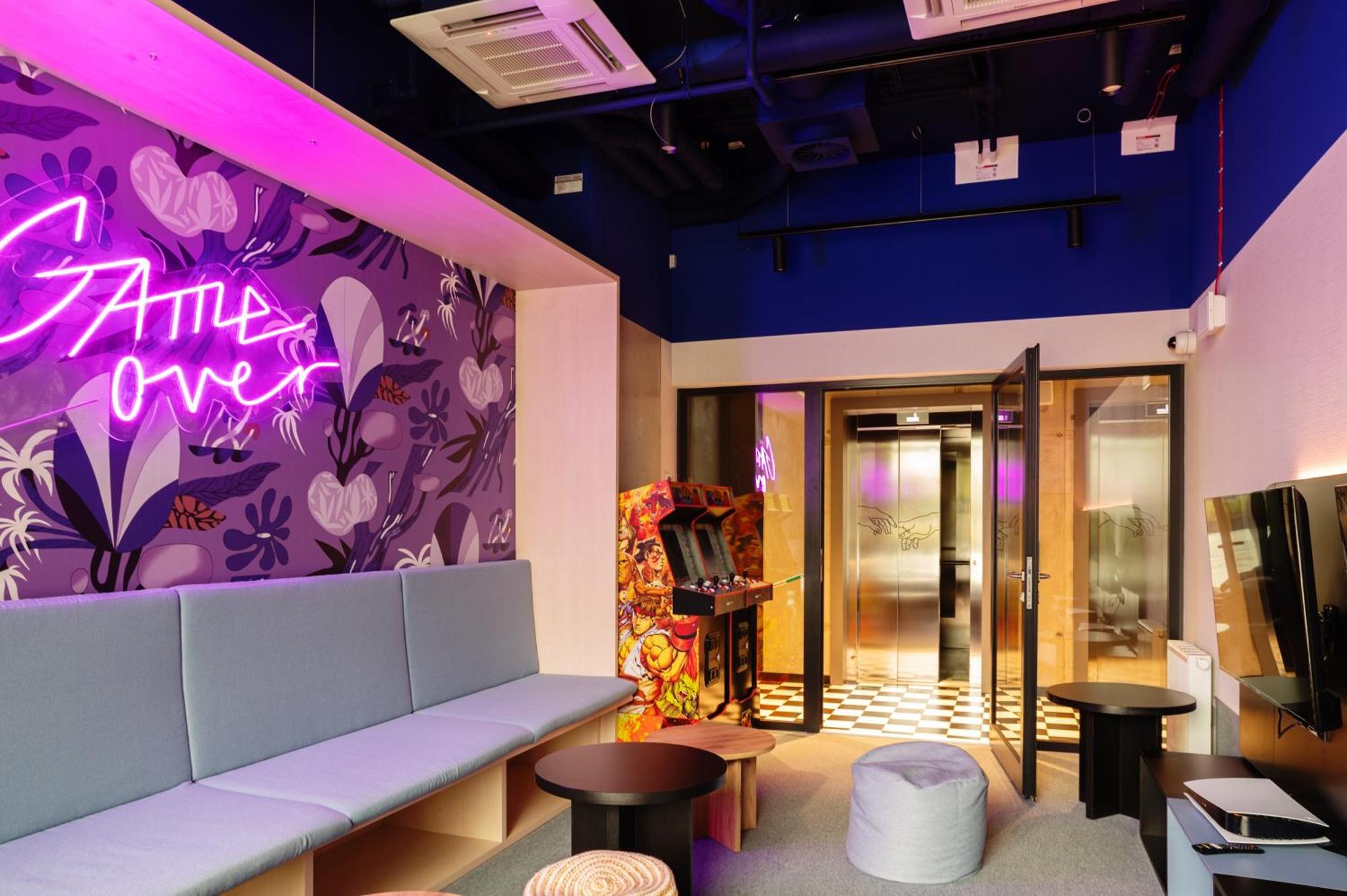 Chillout Dorm Warszawa Aparthotel Exteriör bild